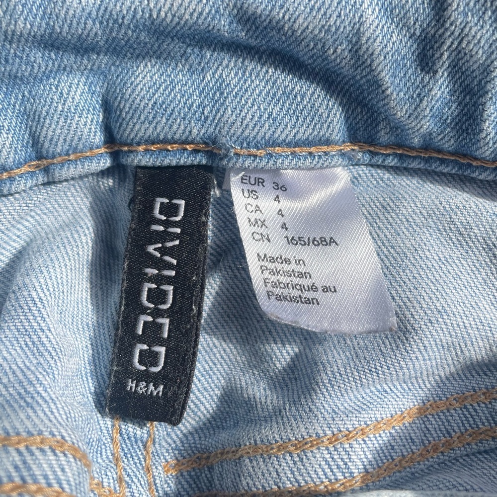 Divided H&M Jeans US 4 Women’s Mom Jeans High Rise Comfy Soft Pants - Picture 2 of 4